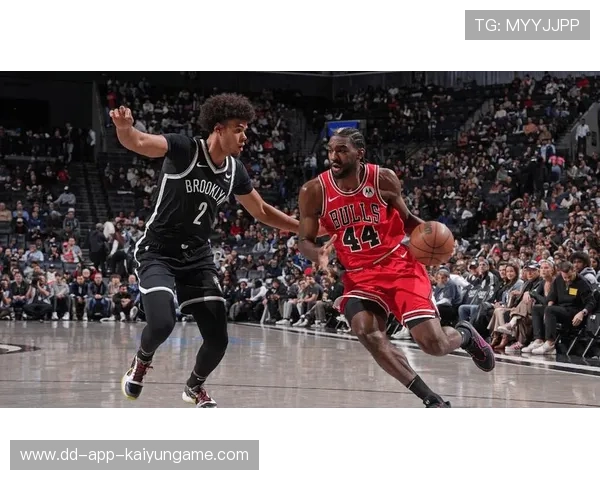 篮网队迎战强敌，争取关键胜利，篮网险胜!